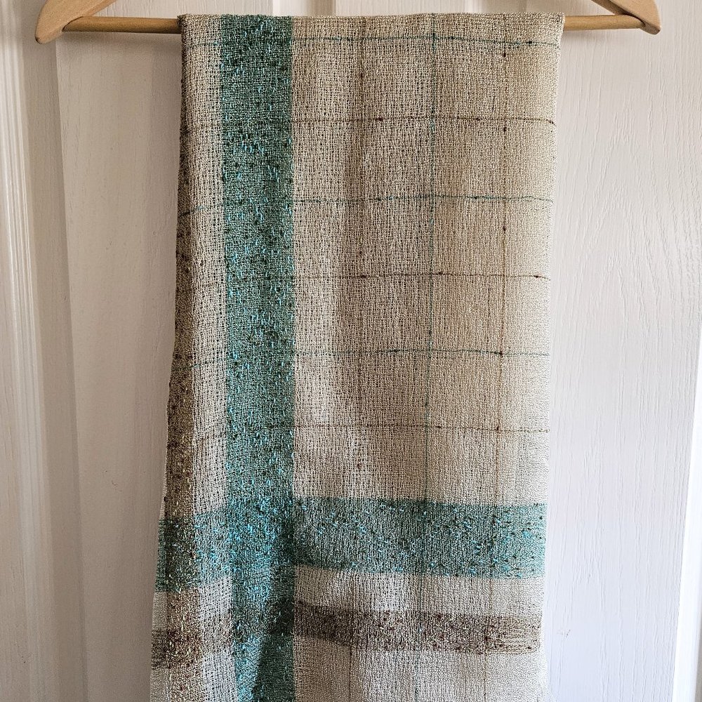 Vintage Specialty House Fashions Woven Scarf/Wrap